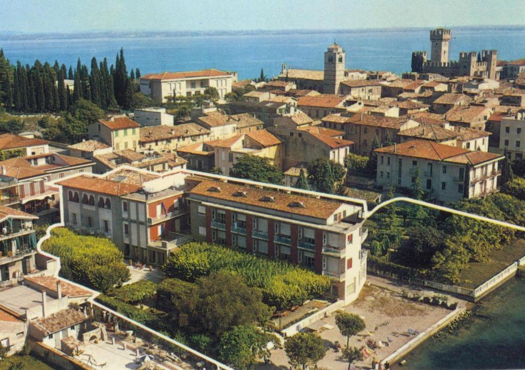 Hotel Giardino Sirmione Exteriér fotografie