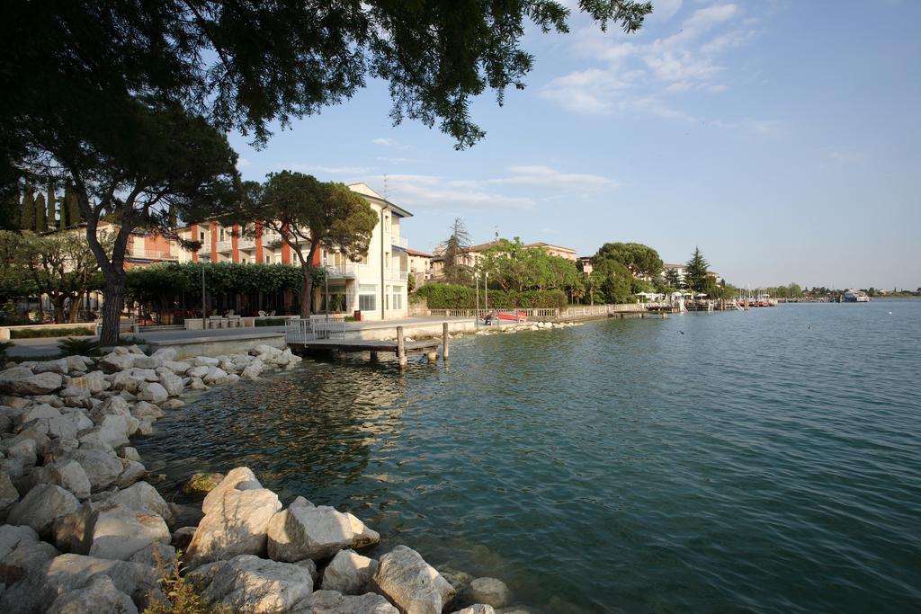 Hotel Giardino Sirmione Exteriér fotografie